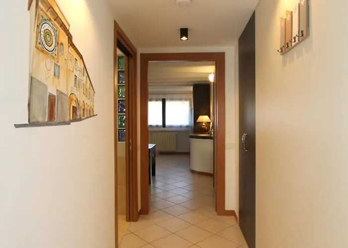 Prestige Piazza Manzu - Wifi E Parking Apartmán *