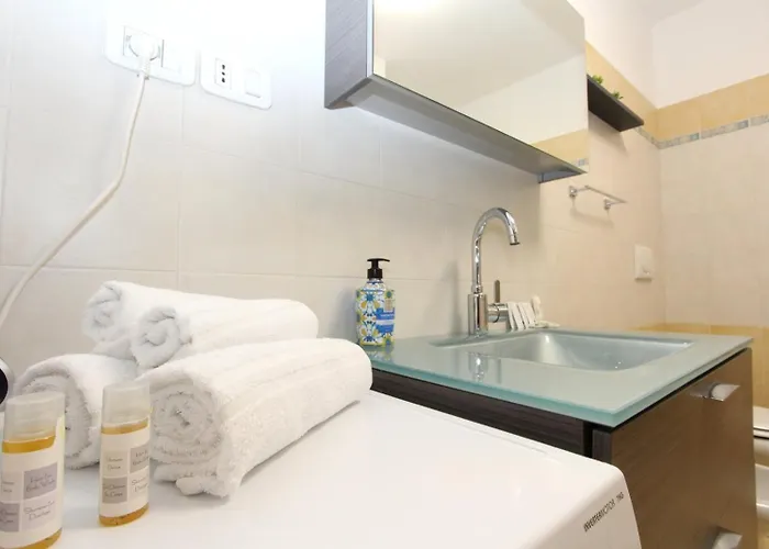 Prestige Piazza Manzu - Wifi E Parking * Clusone